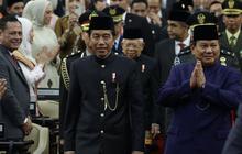 VIDEO: Riuh Teriakan Satu Ruangan Bergetar Saat Pelantikan Prabowo Gibran "Terima Kasih Jokowi!"
