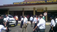Seorang penumpang mengaku membawa bom di Bandara Adi Sutjipto