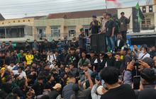 Kapolres dan Danyon Brimob di Tasikmalaya Minta Maaf, Akui Bertindak Berlebihan saat Aksi Mahasiswa
