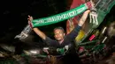 Kehadiran Bonek di Bandung mendapat sambutan hangat dari para suporter Persib Bandung, Bobotoh. (Bola.com/Vitalis Yogi Trisna)