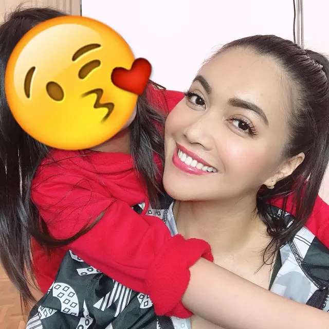 [Fimela] Denada dan Aisyah