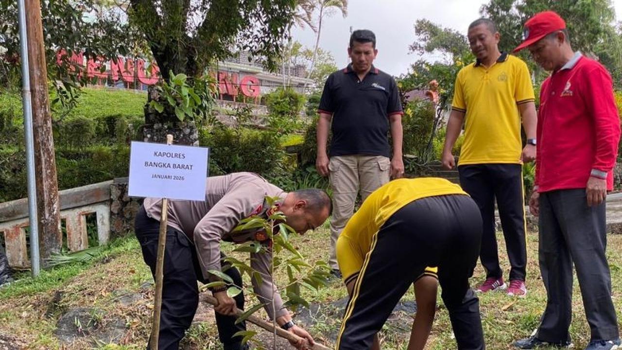 Aksi Nyata Penanaman Pohon Polres Bangka Barat Lestarikan Bukit Menumbing
