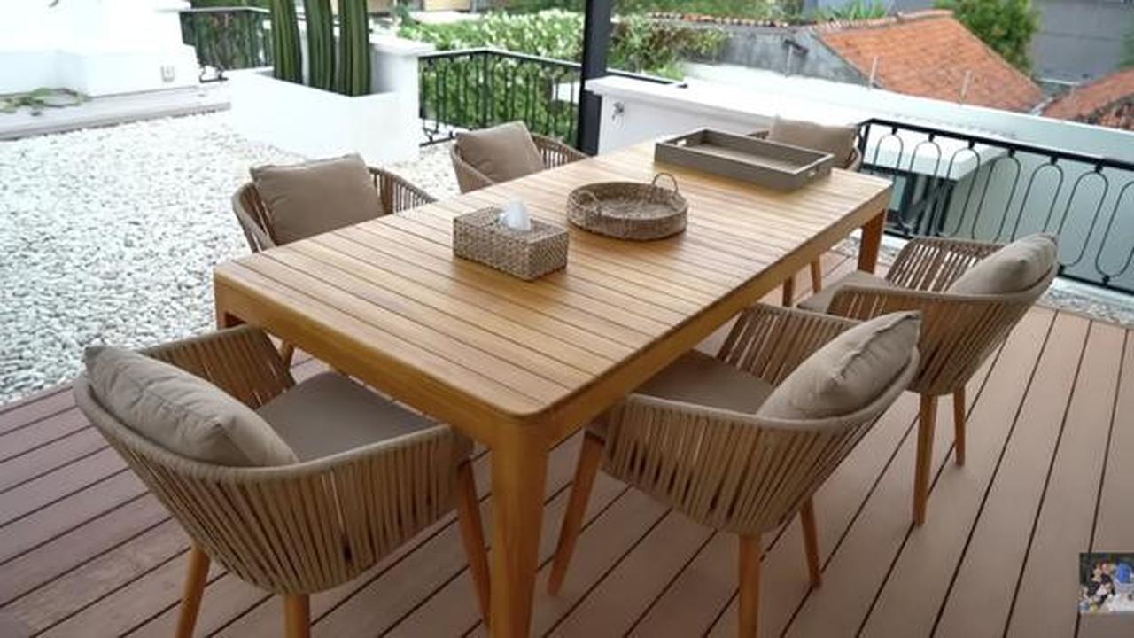 Potret Rooftop Rumah Shireen Sungkar/Youtube/Titi &amp; Tian