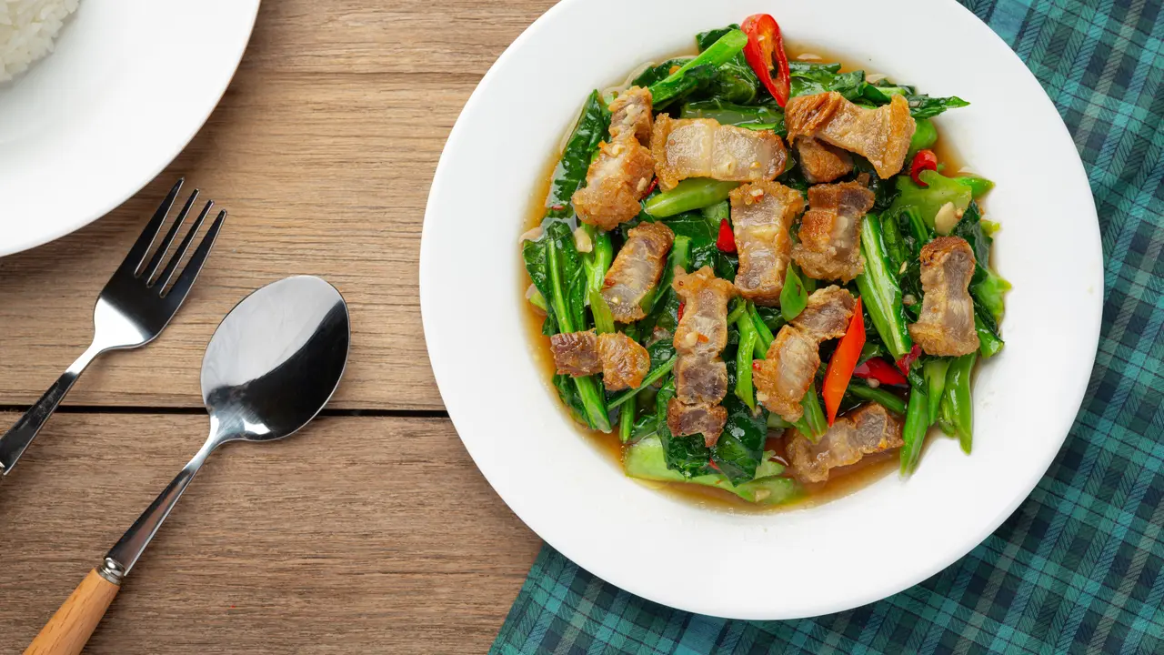 tumis sawi daging