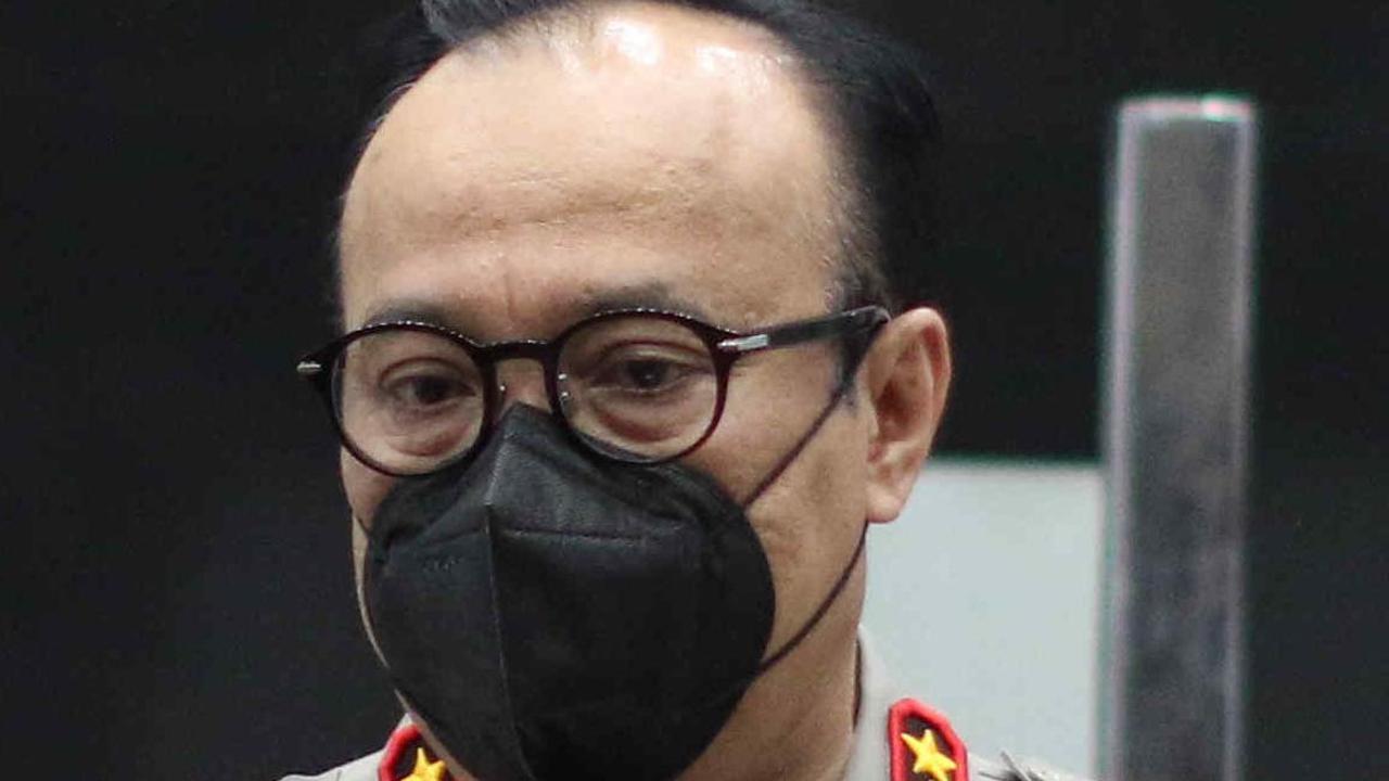 Asisten Bidang Sumber Daya Manusia (As SDM) Kapolri Irjen Pol Dedi Prasetyo tidak membantah lulusnya Tribrata. Dia menyatakan, semua kandidat memiliki hak yang sama untuk bisa menjadi calon taruna Akpol.