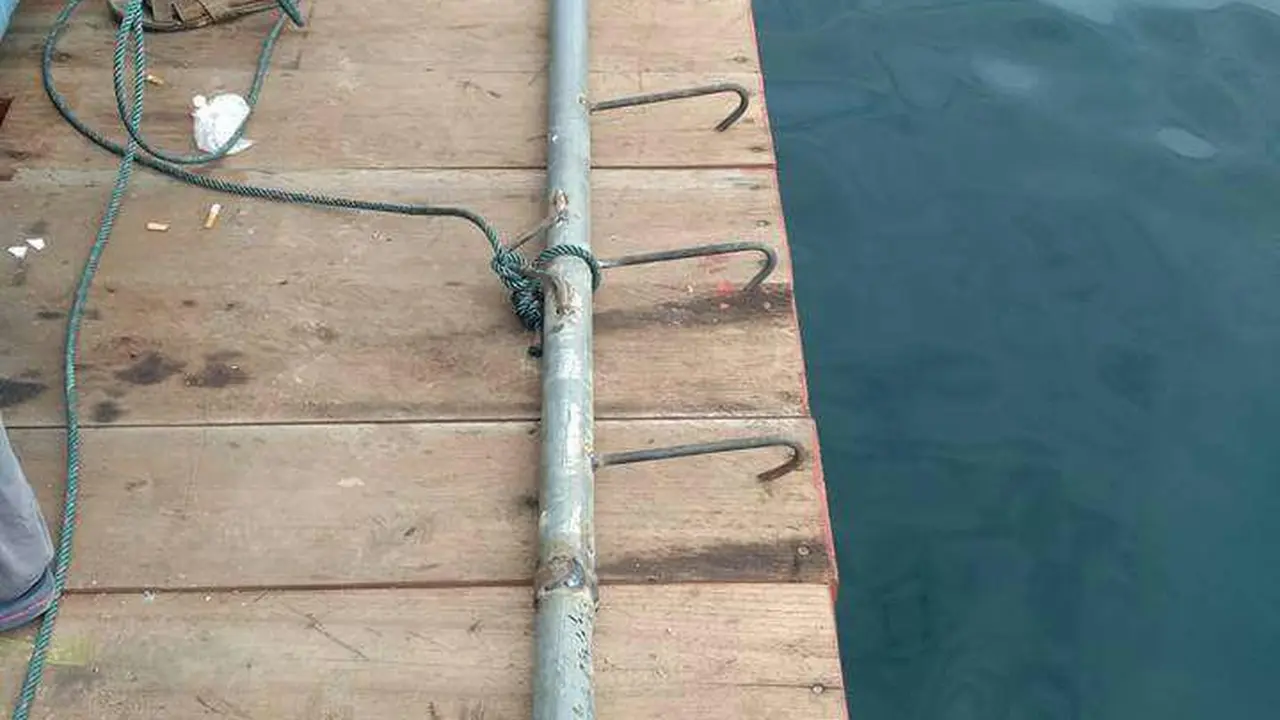 Tim SAR Gunakan Pukat Harimau Evakuasi KM Sinar Bangun di Danau Toba