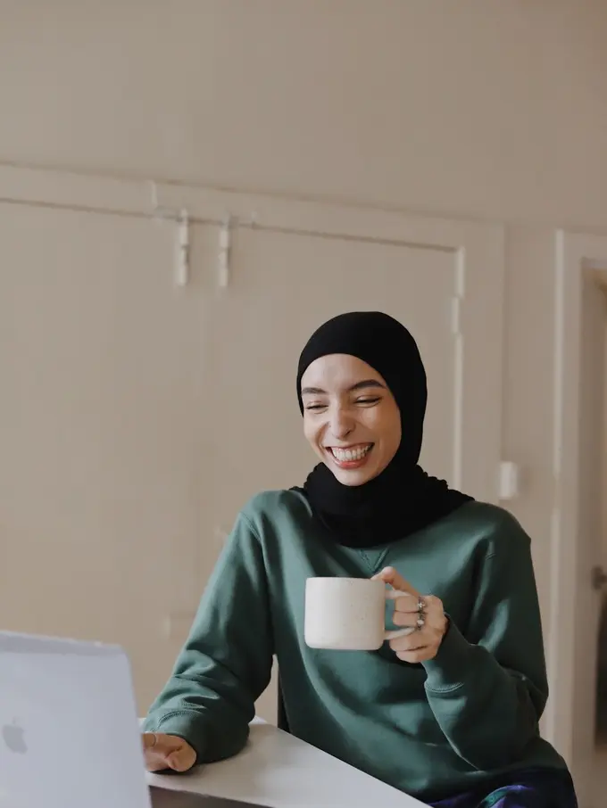 Agar tubuh tetap energik selama puasa, yuk kita intip 6 tips berikut ini.