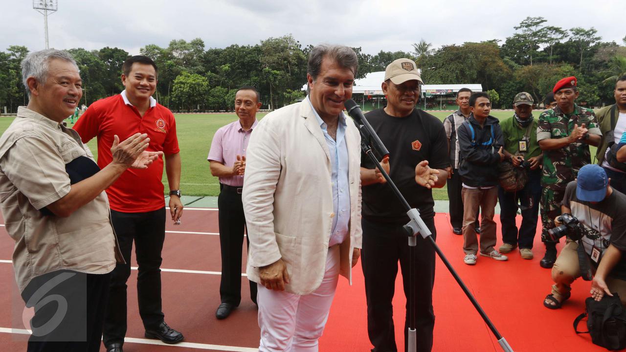 HUT Kopassus, Mantan Presiden Barcelona Joan Laporta Sambangi PS TNI