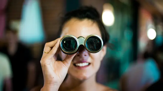 Curiousity (unsplash.com/Chase Clark)
