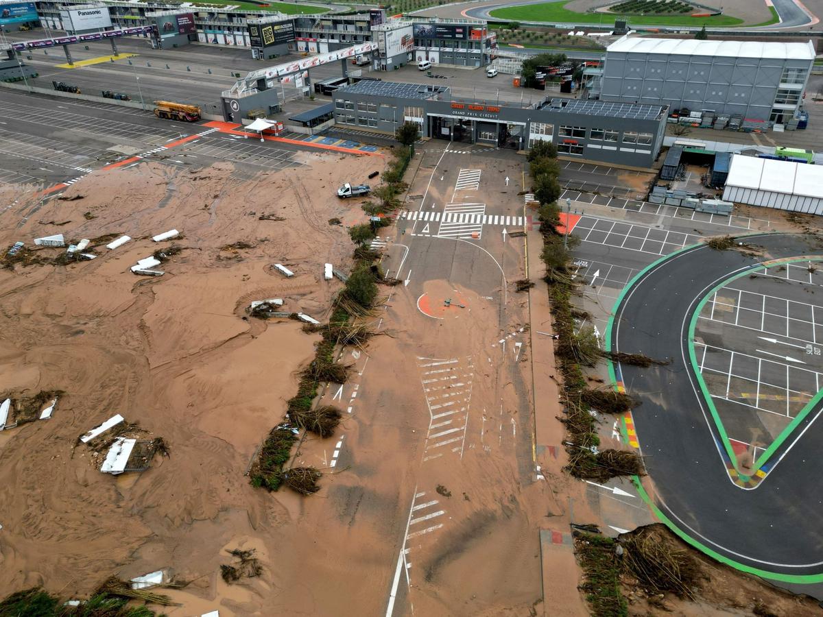 Kompleks sirkuit MotoGP Valencia rusak parah akibat banjir