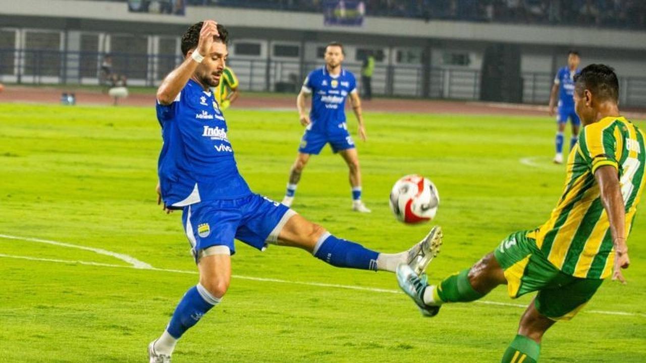 Frans Putros, Bek Persib, Berpeluang Ukir Sejarah di Piala Dunia 2026 Bersama Timnas Irak