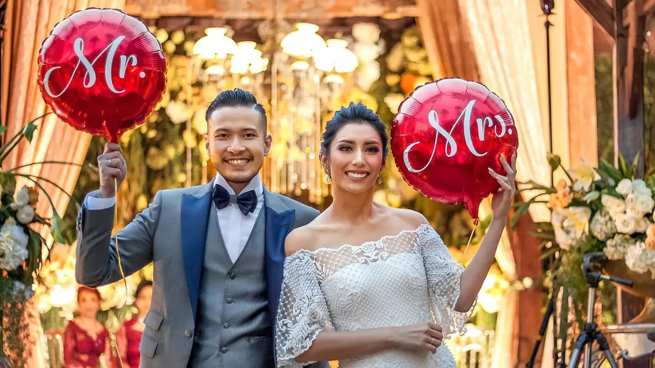 Tyas Mirasih dan Raiden Soedjono
