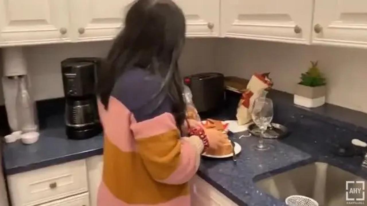 Desain Dapur Annisa Pohan dan AHY yang Simpel dan Stylish