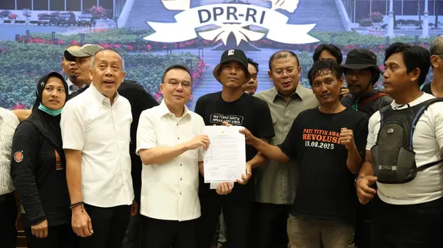Warga Pati Curhat ke Pimpinan DPR, WC Sulit dan Mau Salat Bingung