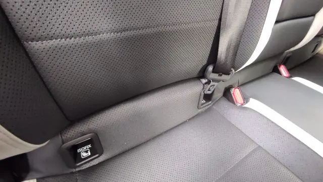 Jok baris kedua Volkswagen T-Cross sudah tersedia fitur Isofix (Arief A/Liputan6.com)