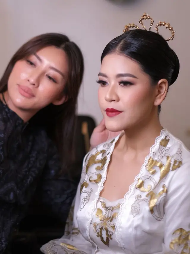 Kahiyang Ayu. [@malvava]