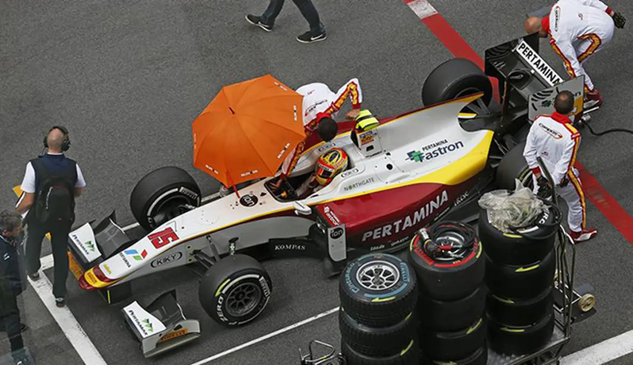 Rio Haryanto bersiap di lintasan. (GP2 series.com)