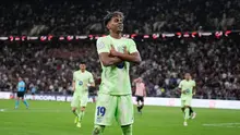 Selebrasi Lamine Yamal dalam laga semifinal Supercopa de Espana 2025 antara Athletic Bilbao vs Barcelona, Kamis (9/1/2025). (c) AP Photo/Altaf Qadri