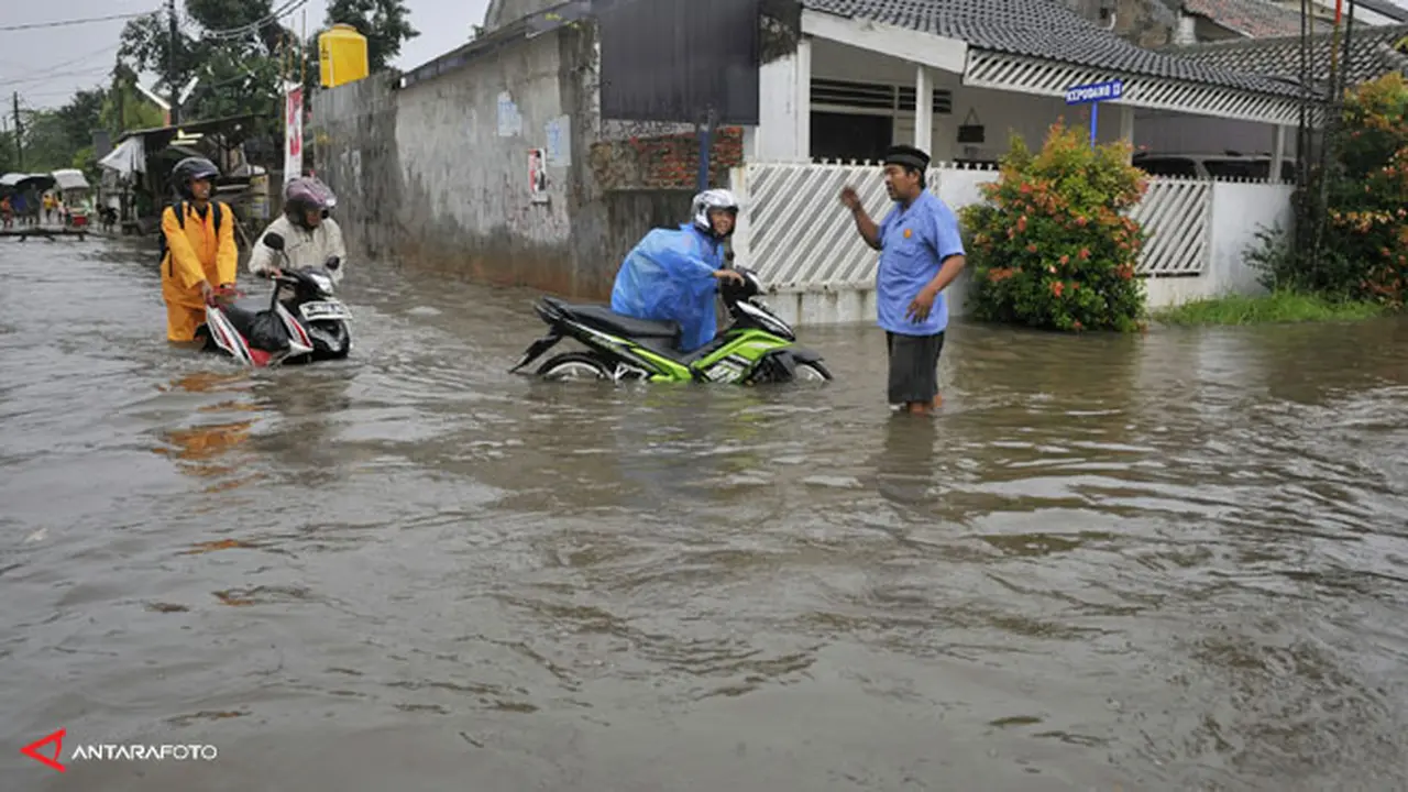 banjir-jurangmangu-140222c.jpg