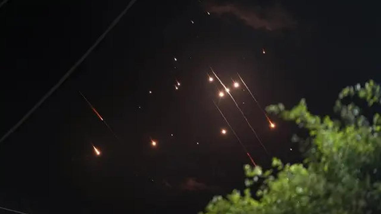 Penampakan Kerusakan Pangkalan Udara Militer Israel Usai Dibombardir Iran, ini Potretnya Dilihat dari Langit