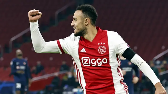 FOTO: Ajax menang 3-1 Atas FC Midtjylland, 3 Tim Bersaing Ketat