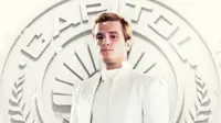 Siapakah desainer yang merancang kostum film `The Hunger Games: Mockingjay Part 1`?
