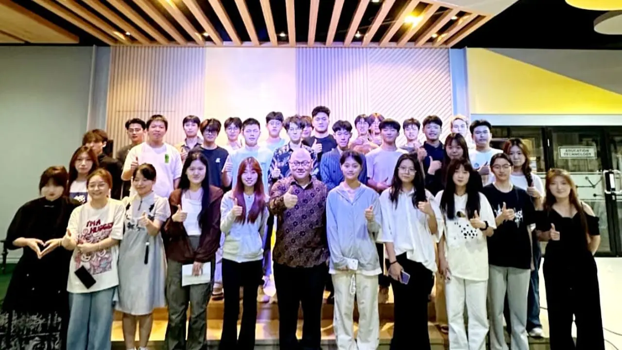 Pertama di Indonesia, President University Resmikan Asosiasi Mahasiswa Internasional China