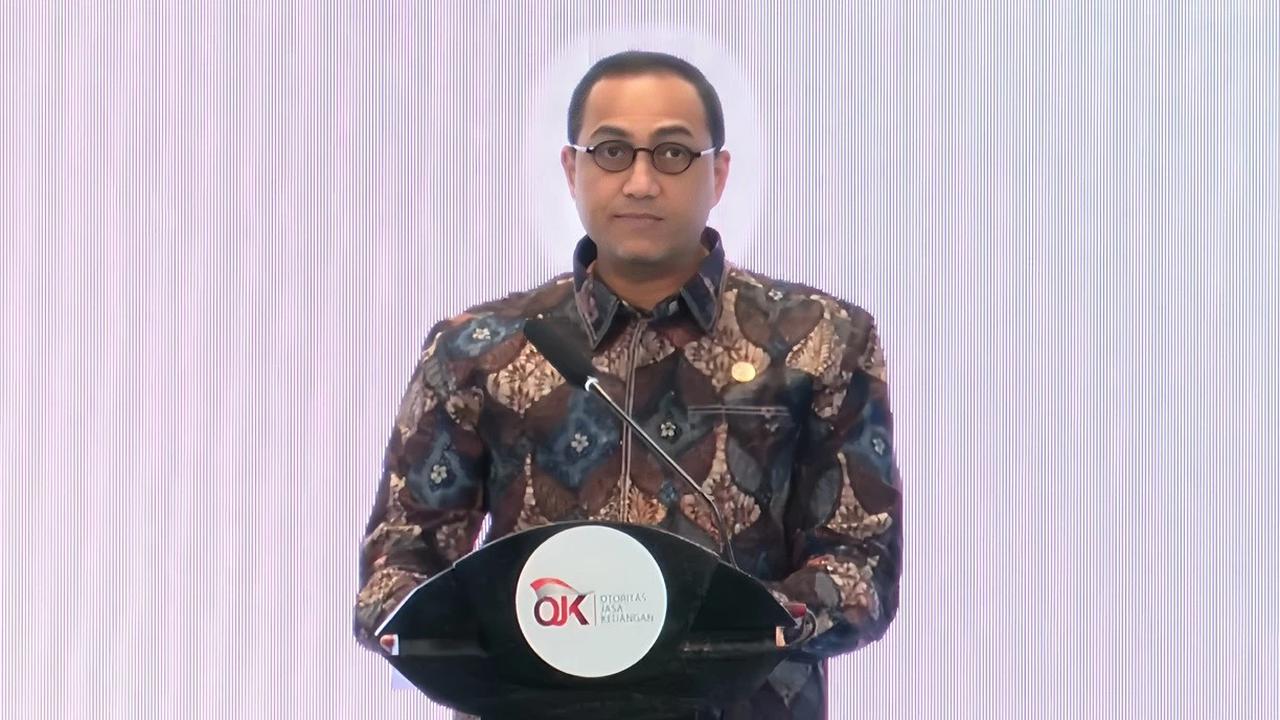 Kepala Eksekutif Pengawas Pasar Modal, Keuangan Derivatif dan Bursa Karbon OJK Hasan Fawzi