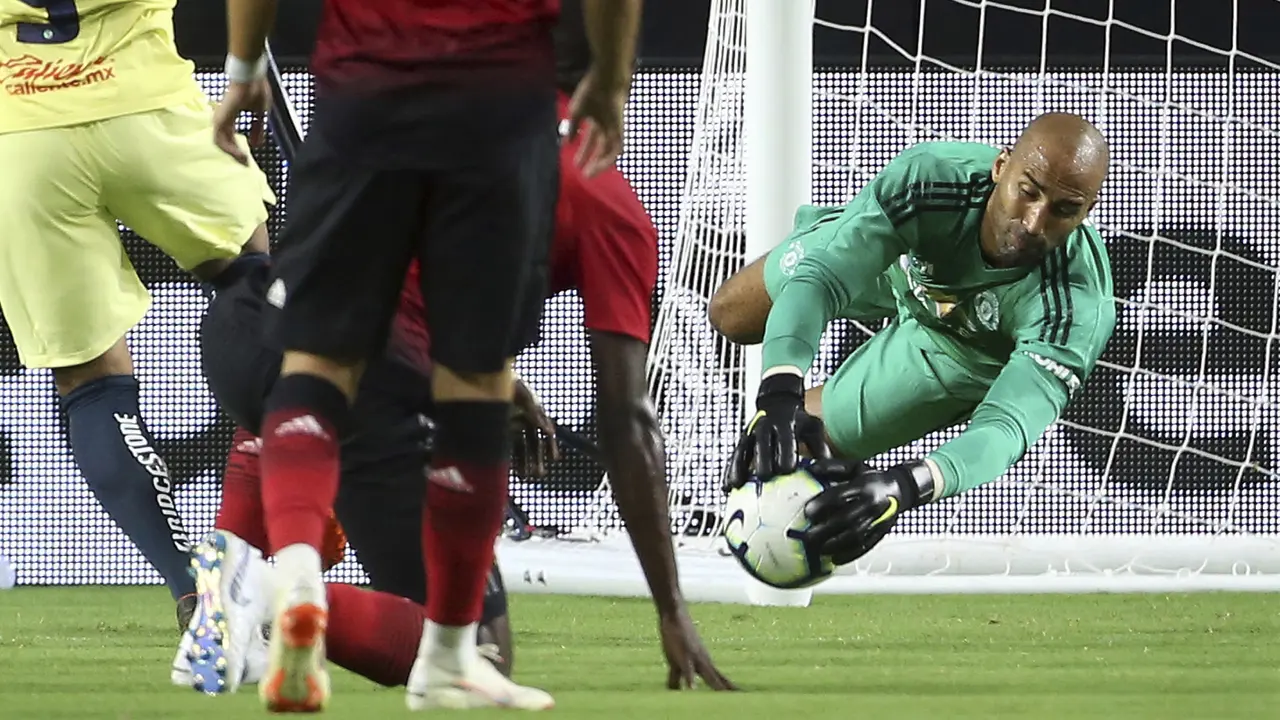 Manchester United, Club America, Laga Uji Coba