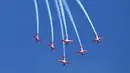 Deretan perusahaan penerbangan ikut ambil bagian di Bali International Airshow 2024. (SONNY TUMBELAKA/AFP)