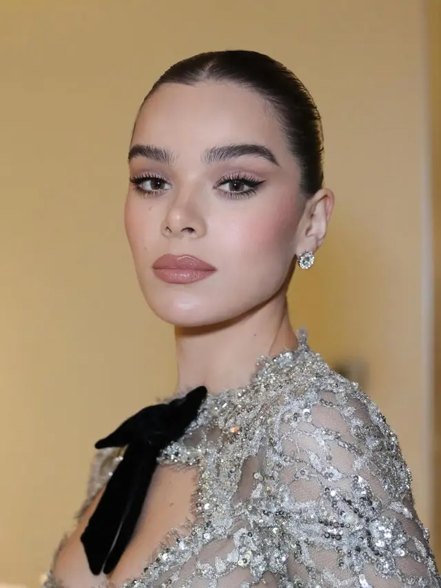Hailee Steinfeld