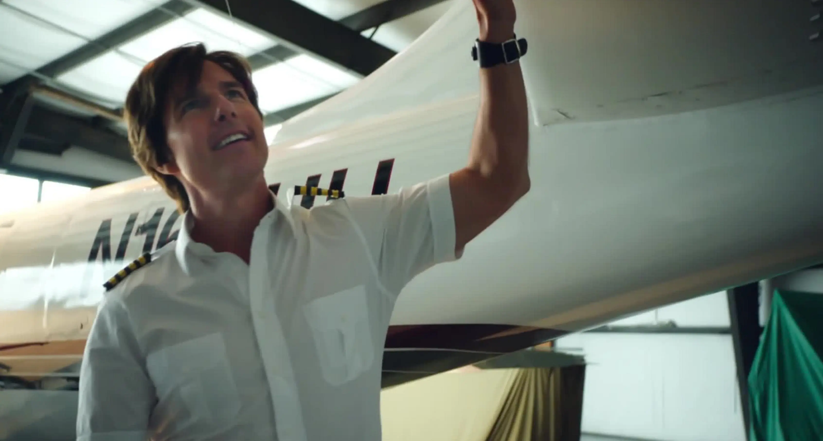 	Tom Cruise dalam film American Made, proses pembuatannya menewaskan dua orang pilot (FoxNews)