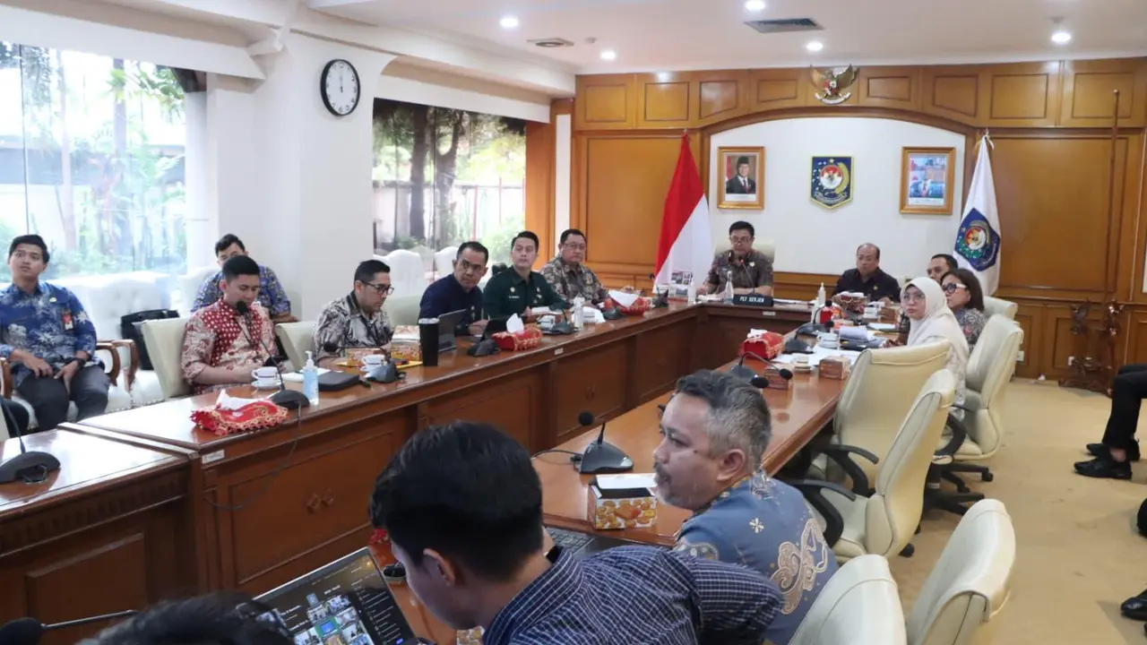 Kemendagri gelar Rapat Monitoring dalam rangka tindak lanjut pemberian keringanan pengurangan atas pelaksanaan Pajak Kendaraan Bermotor (PKB) dan lainnya.