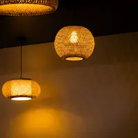 Alat pencahayaan di dalam rumah. (dok. Unsplash.com/Vijesh Datt)