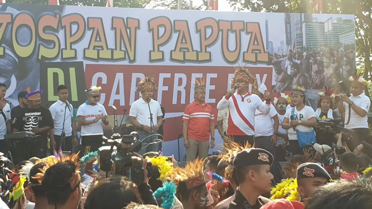 Konser Papua di CFD Bundaran HI