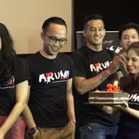 Ulang tahun ke-32 tahun, Ardina Rasti mendapat kejutan dari Arie Dwi Andhika.