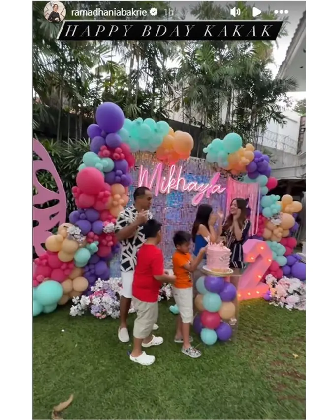 7 Potret Ultah ke-12 Mikhayla Anak Nia Ramadhani, Rayakan di Rumah Bareng Keluarga