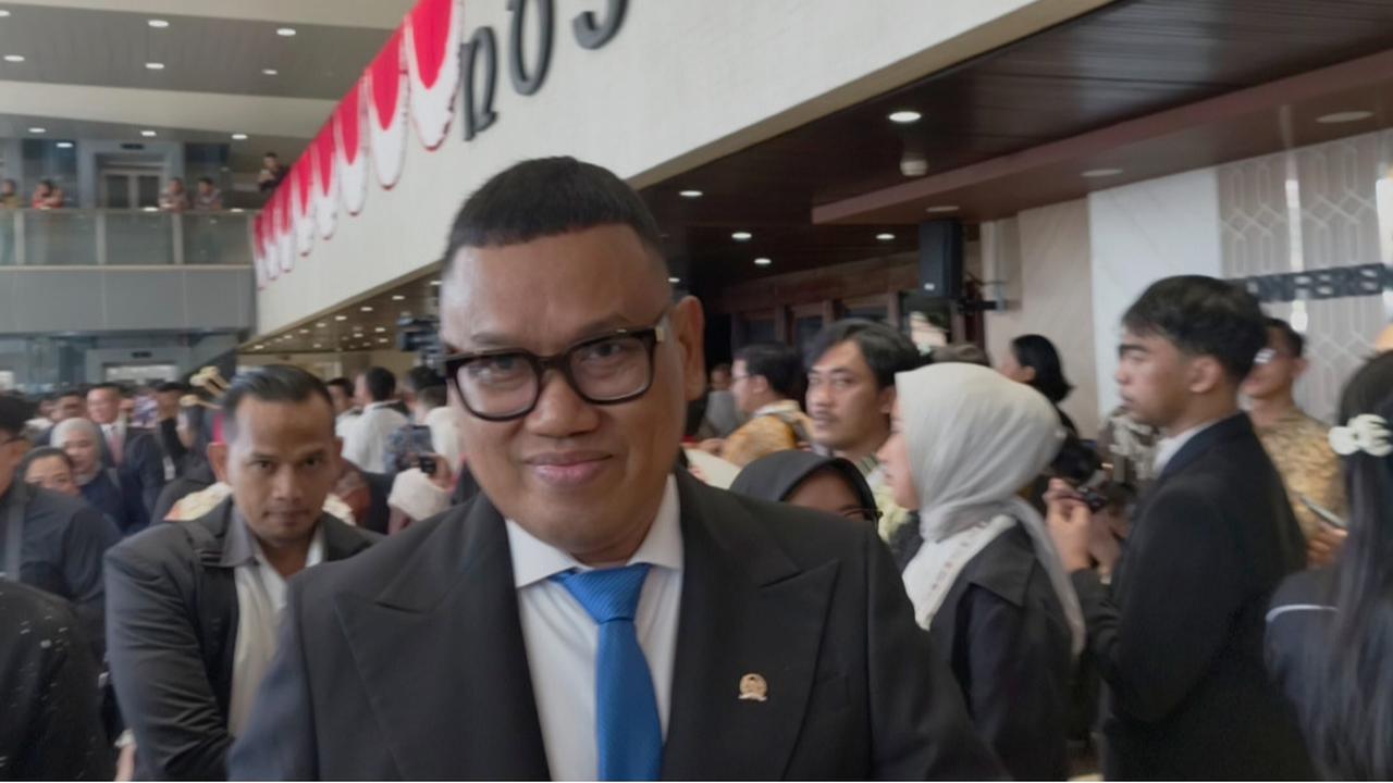 Adu Outfit Artis Anggota Dewan Hadiri Sidang Tahunan, Mulan Jameela hingga Verrel Bramasta