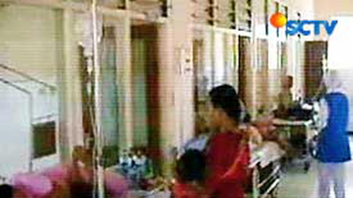 Pasien Dbd Dirawat Di Lorong Lorong Rumah Sakit News Liputan6