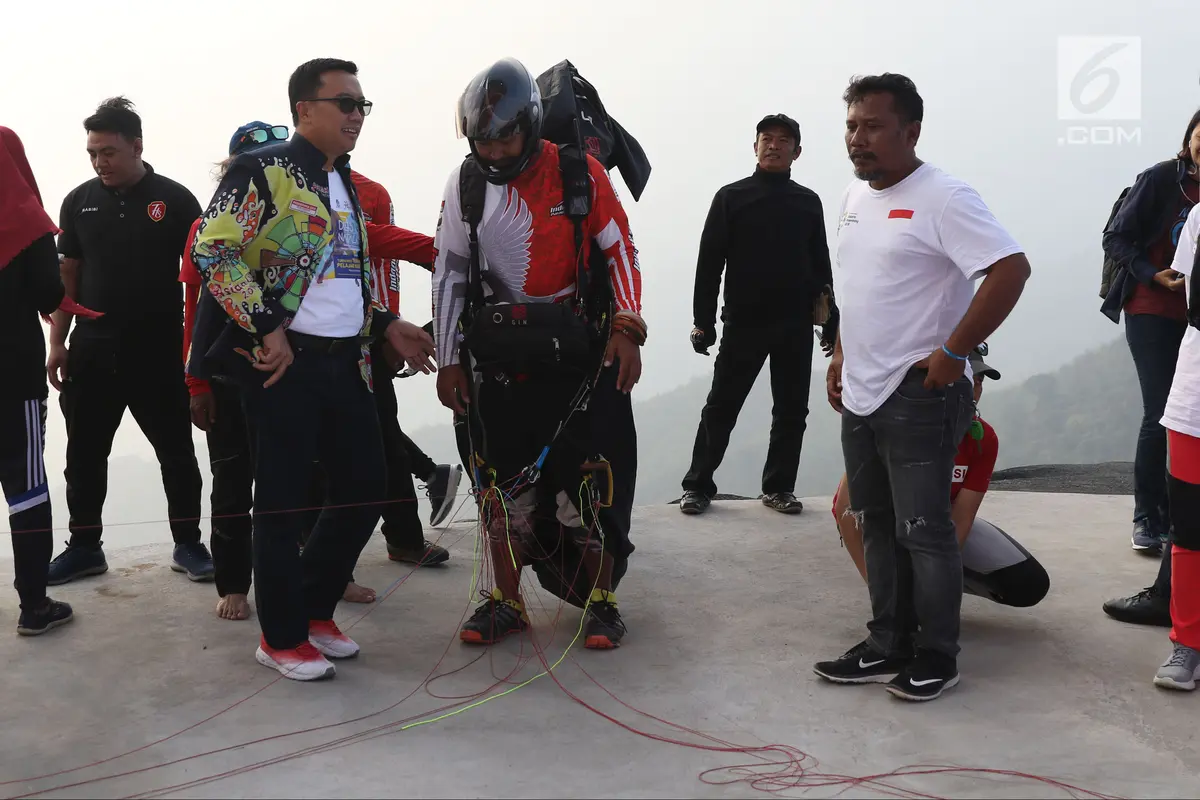 Menpora Tinjau Kesiapan Venue dan Atlet Paralayang Indonesia