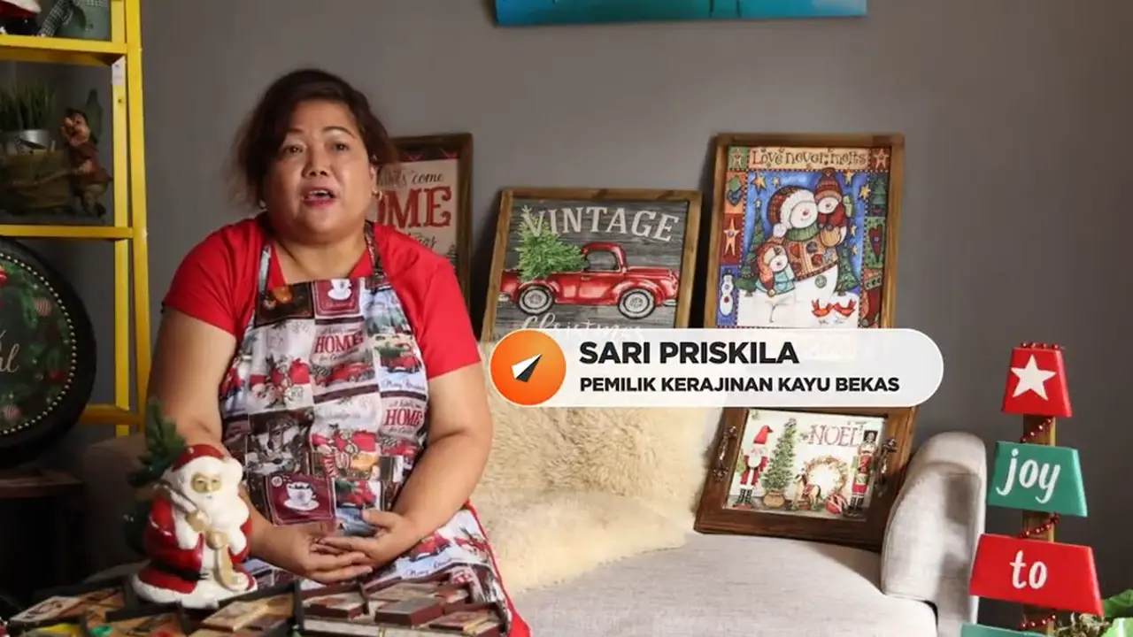 Pemilik kerajinan kayu limbah