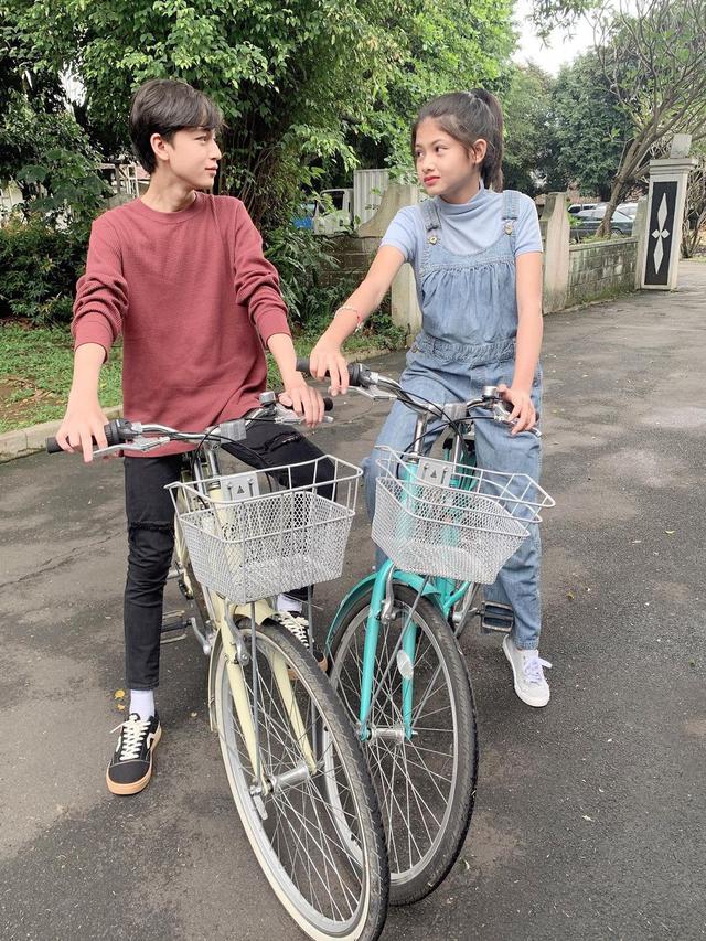 Basmalah Gralind dan Raden Rakha Daniswara dipasangkan di Mega Series Panggilan (Foto: Instagram @radenrakhadpp)