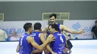 Jakarta LavAni Livin Transmedia meraih gelar juara putaran kedua PLN Mobile Proliga 2025 usai menumbangkan juara bertahan Jakarta Bhayangkara Presisi&nbsp;di GOR PSCC Palembang, Sumatera Selatan, Sabtu (22/2).&nbsp;(foto: PBVSI)&nbsp;