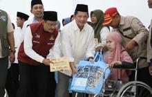Semarakkan Ramadan, Kasatgas Tito Salurkan Bantuan untuk Korban Bencana di Pidie Jaya