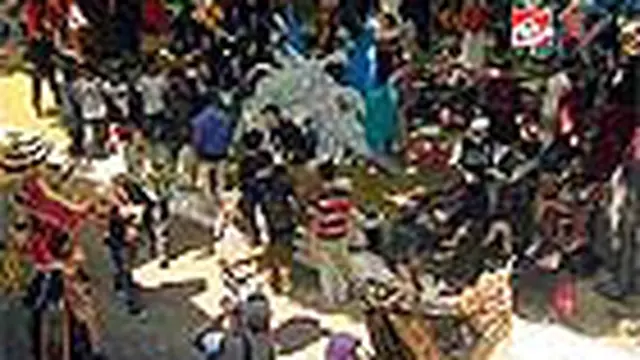 Tampil Unik di Jember Fashion Carnaval 2010