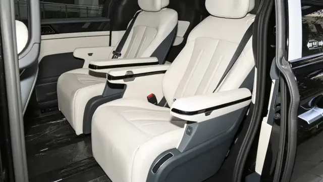 Interior BYD M9 2026