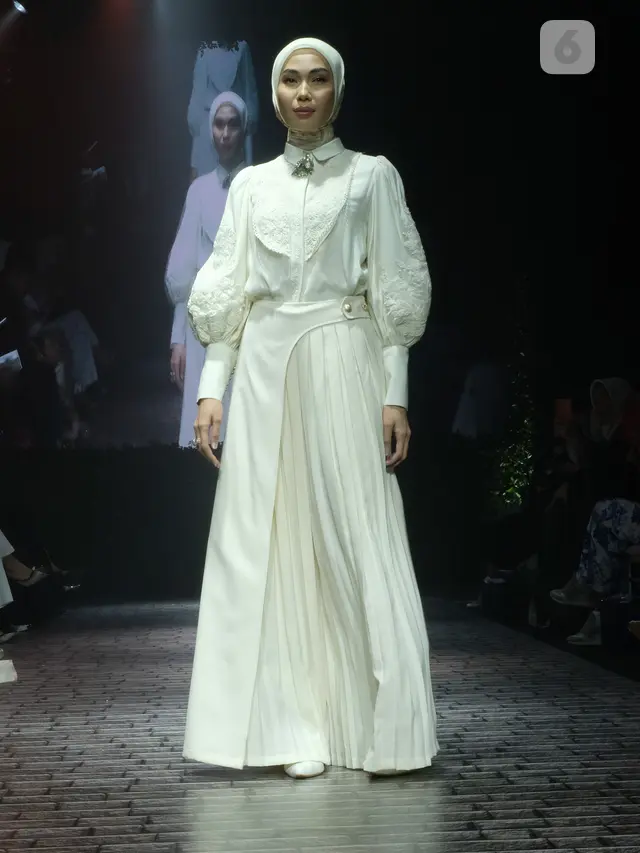 Ayu Dyah Andari