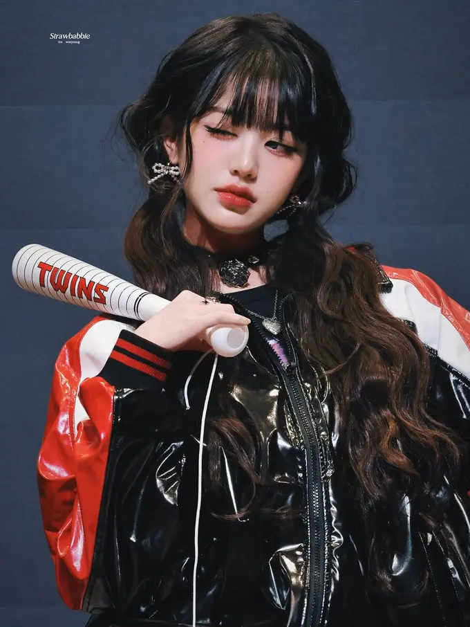Gaya Makeup Jang Wonyoung IVE Bak Boneka, Tampil Berbeda dari Biasanya