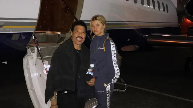 [Bintang] Lionel Richie - Sofia Richie