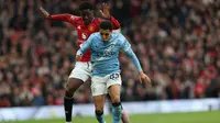 Kobbie Mainoo Jadi Sosok Penting MU di Era Baru Michael Carrick, Rumor Hengkang ke Napoli Perlahan Tertutup Rapat